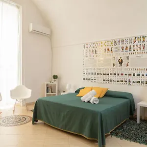 https://neapolitan-style-apartment.hotels-amalfi.com