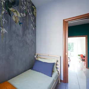  Apartment Botanika